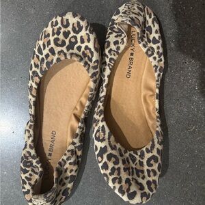 Lucky brand flats